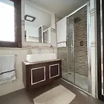 Apartman La Dimora Dell'artigiano *